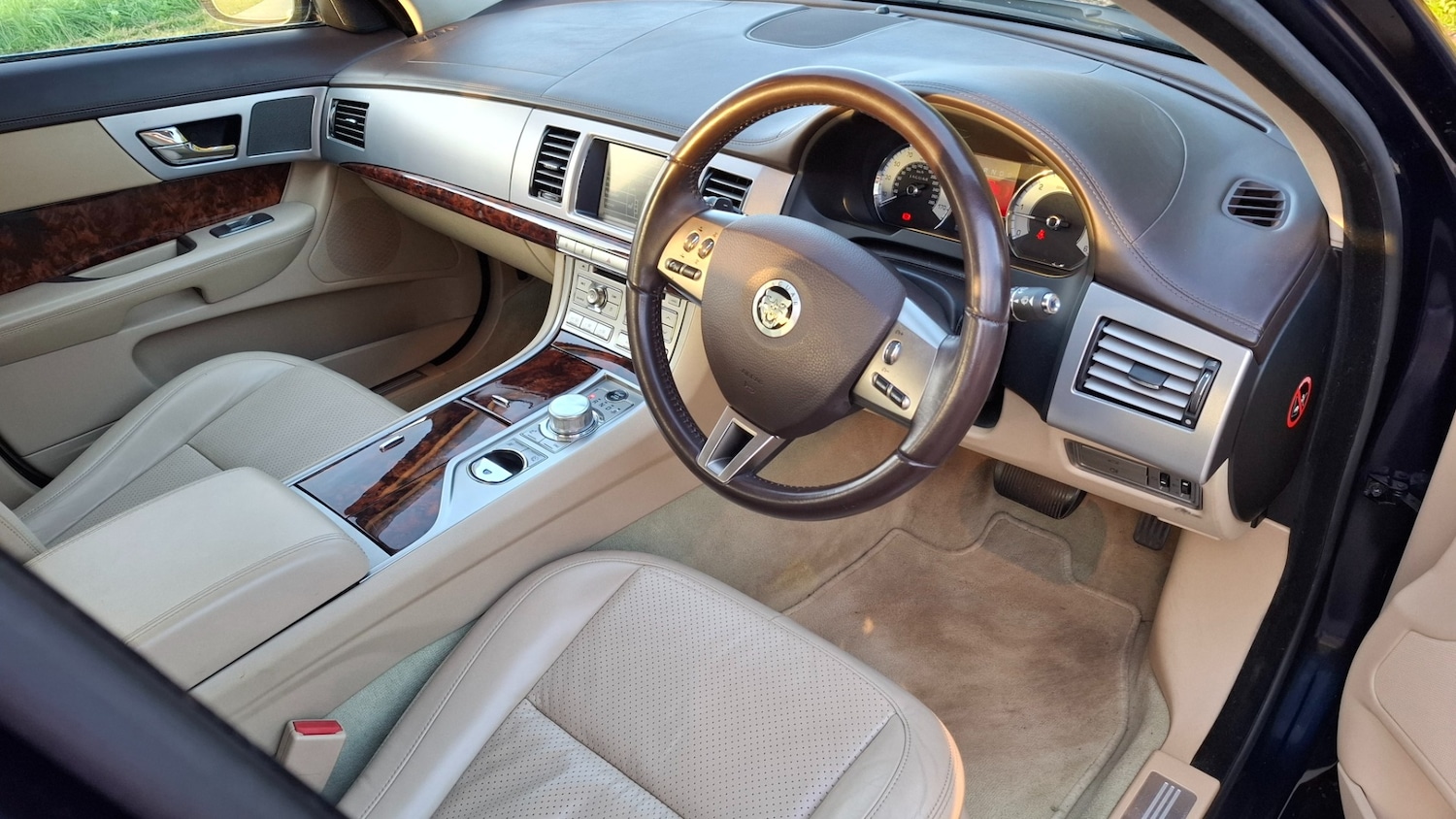 Used Jaguar XF 2009 for sale - 78169411: Photo 13