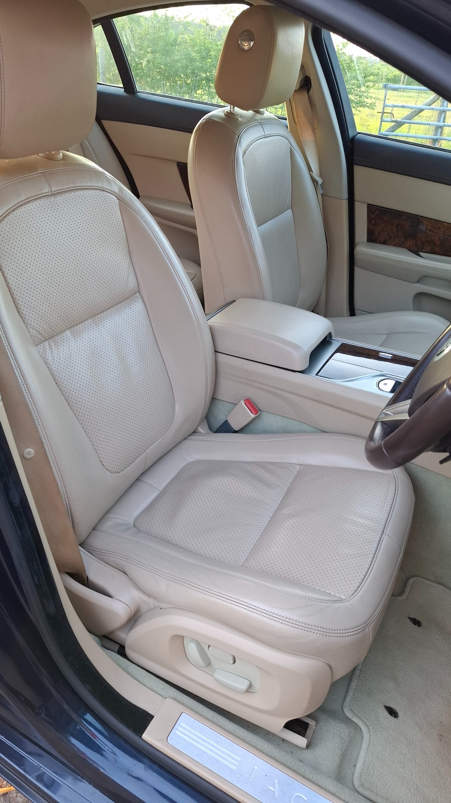 Used Jaguar XF 2009 for sale - 78169411: Photo 17