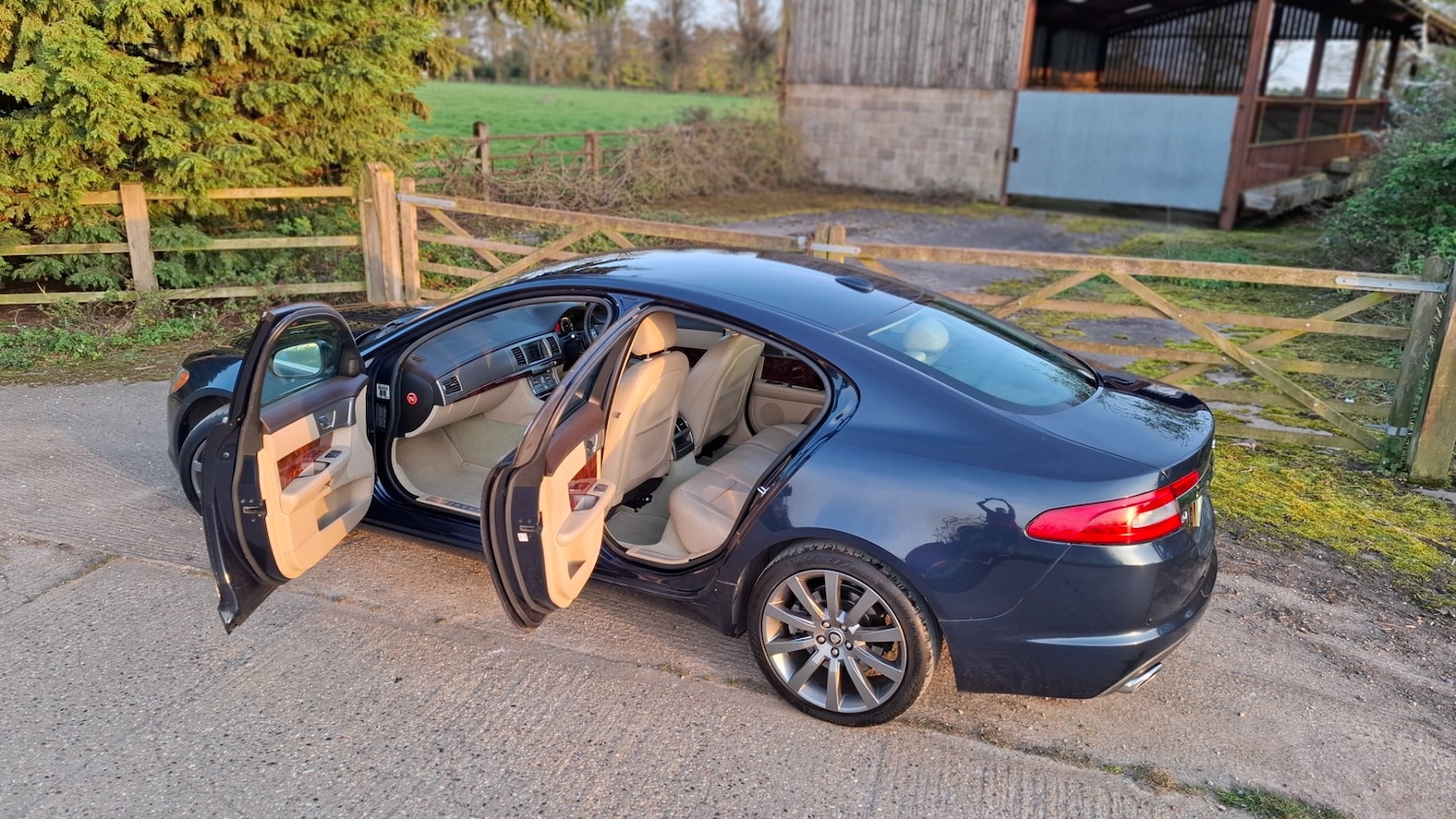 Used Jaguar XF 2009 for sale - 78169411: Photo 35