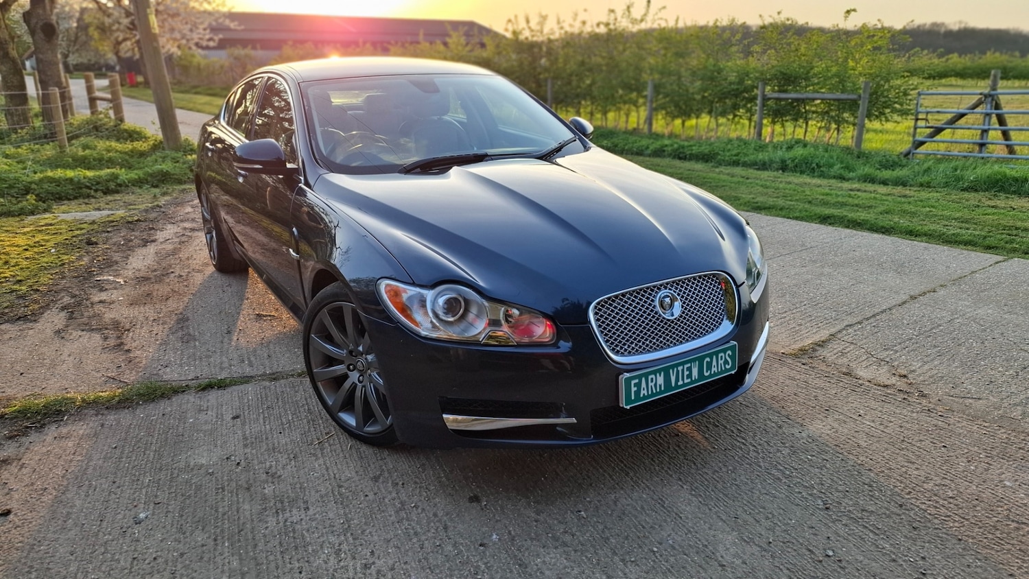 Used Jaguar XF 2009 for sale - 78169411: Photo 4