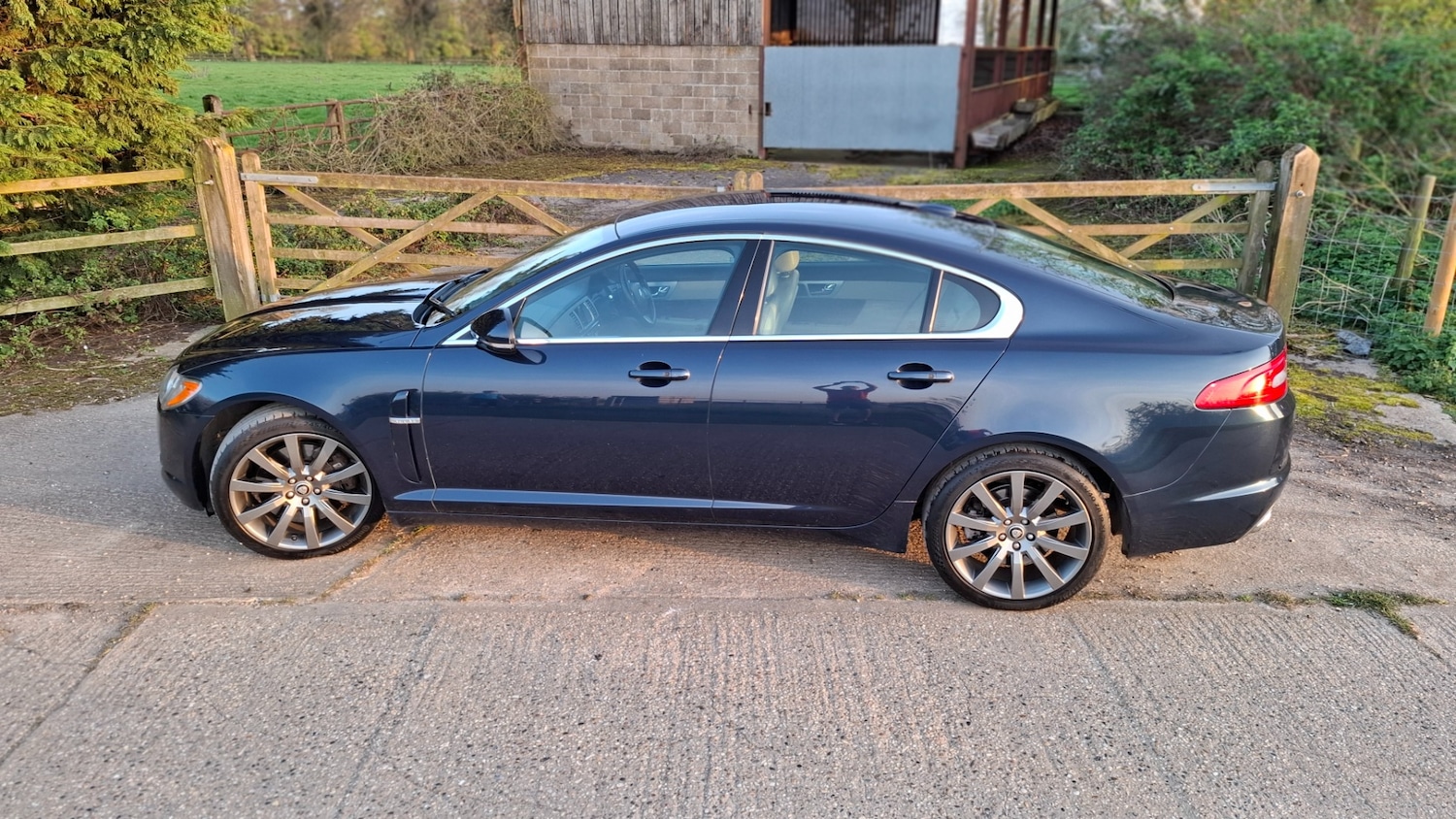 Used Jaguar XF 2009 for sale - 78169411: Photo 42