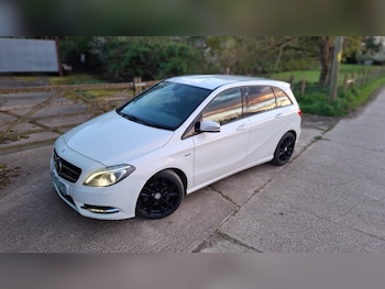 Used Mercedes-Benz B Class 2012 for sale - 78219750: Photo