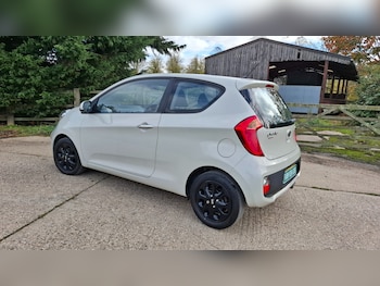 Used Kia Picanto 2011 for sale - 76643713: Photo