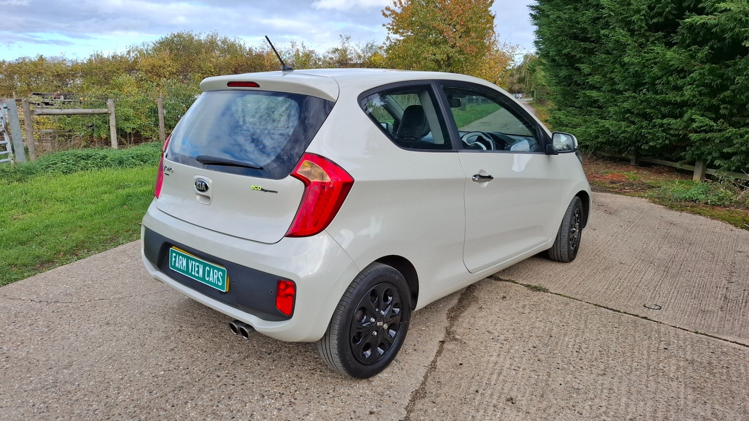 Used Kia Picanto 2011 for sale - 76643713: Photo 3