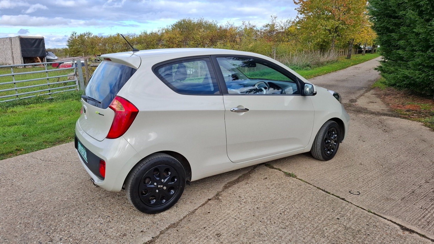 Used Kia Picanto 2011 for sale - 76643713: Photo 9