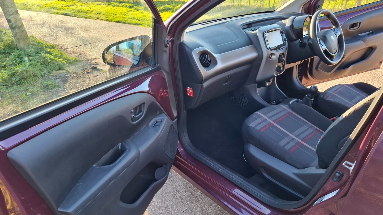 Used Peugeot 108 2015 for sale - 78146087: Photo 5