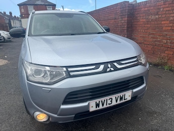 Used Mitsubishi Outlander 2013 for sale - 75941271: Photo