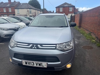 Used Mitsubishi Outlander 2013 for sale - 75941271: Photo