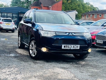Mitsubishi - Outlander