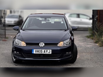 Used Volkswagen Golf 2015 for sale - 75609683: Photo