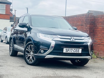 Mitsubishi - Outlander