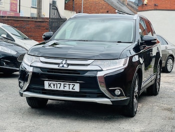 Used Mitsubishi Outlander 2017 for sale - 75414089: Photo