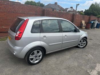 Used Ford Fiesta 2007 for sale - 75401664: Photo