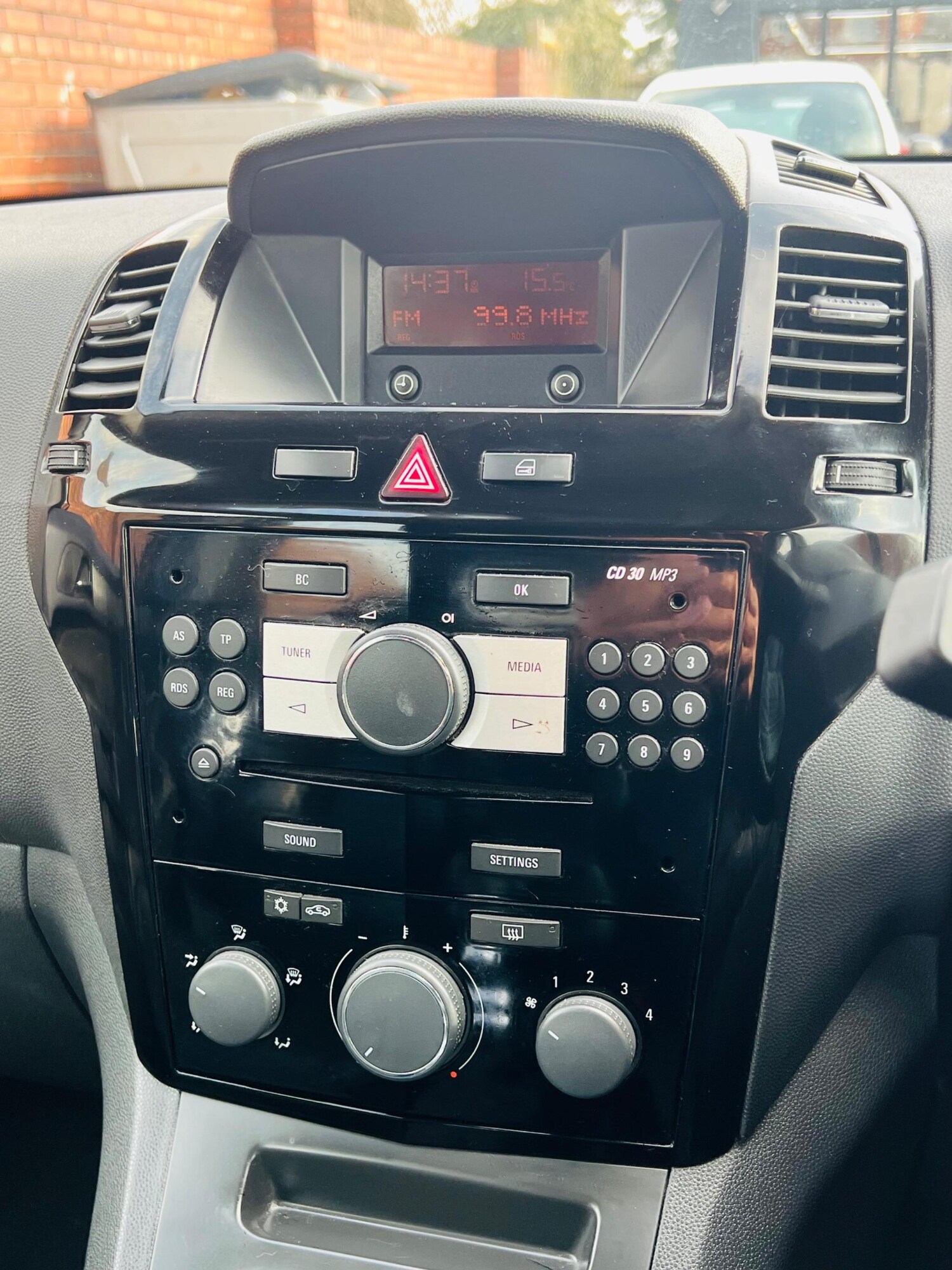 Vehicle 28