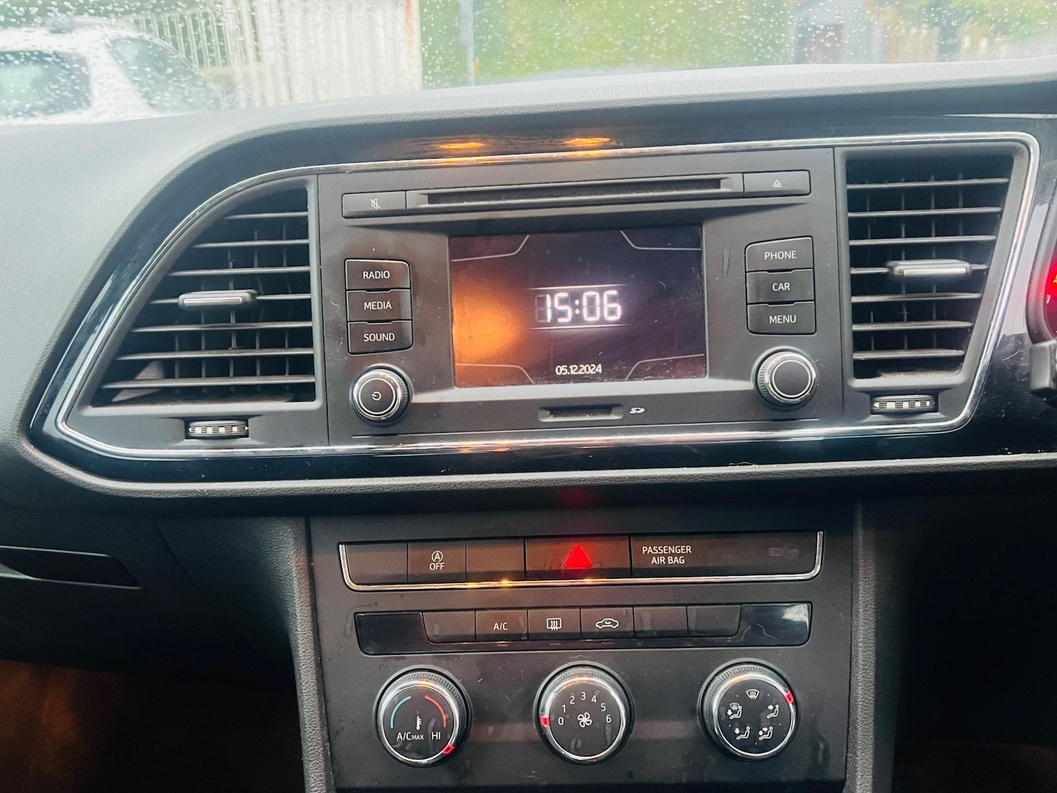 Vehicle 33