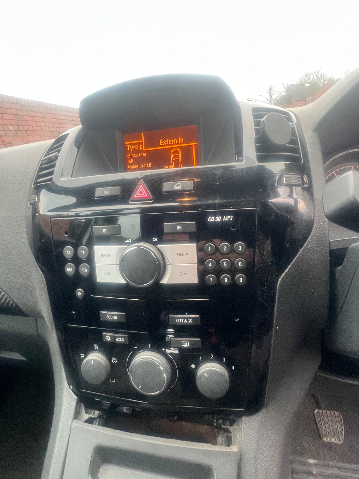 Vehicle 33