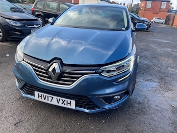 Used Renault Megane 2017 for sale - 75400843: Photo