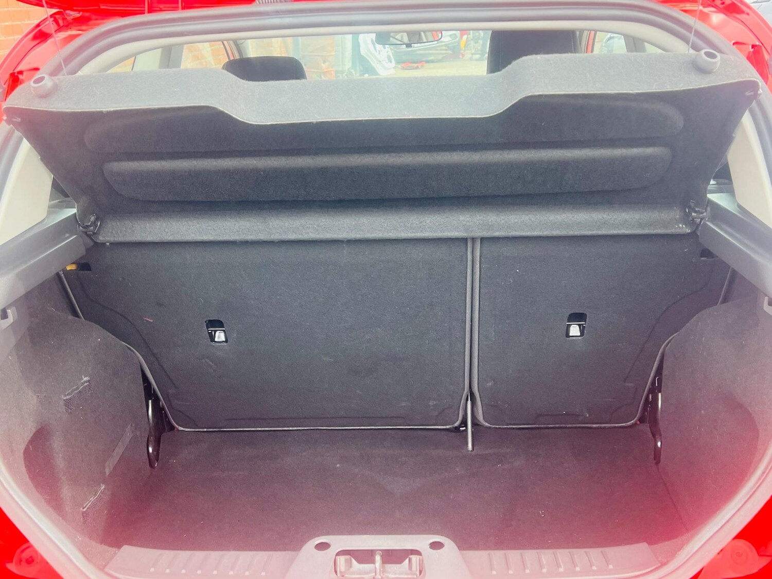 Vehicle 33