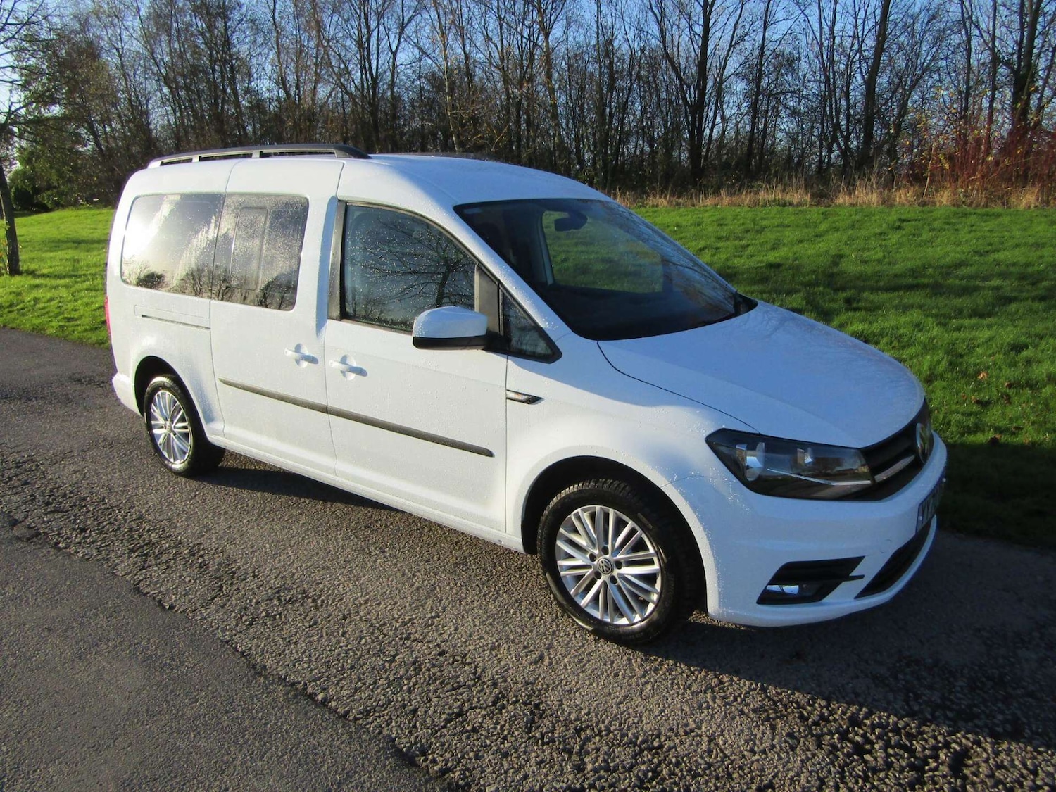 Used Volkswagen Caddy Maxi Life 2021 for sale - 76909040: Photo 3