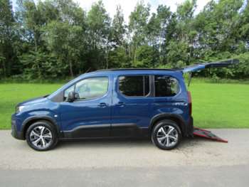 2024 (24) - 1.5 BlueHDi 130 Allure 5dr EAT8 3 seats wheelchair Accessible Vehicle WAV