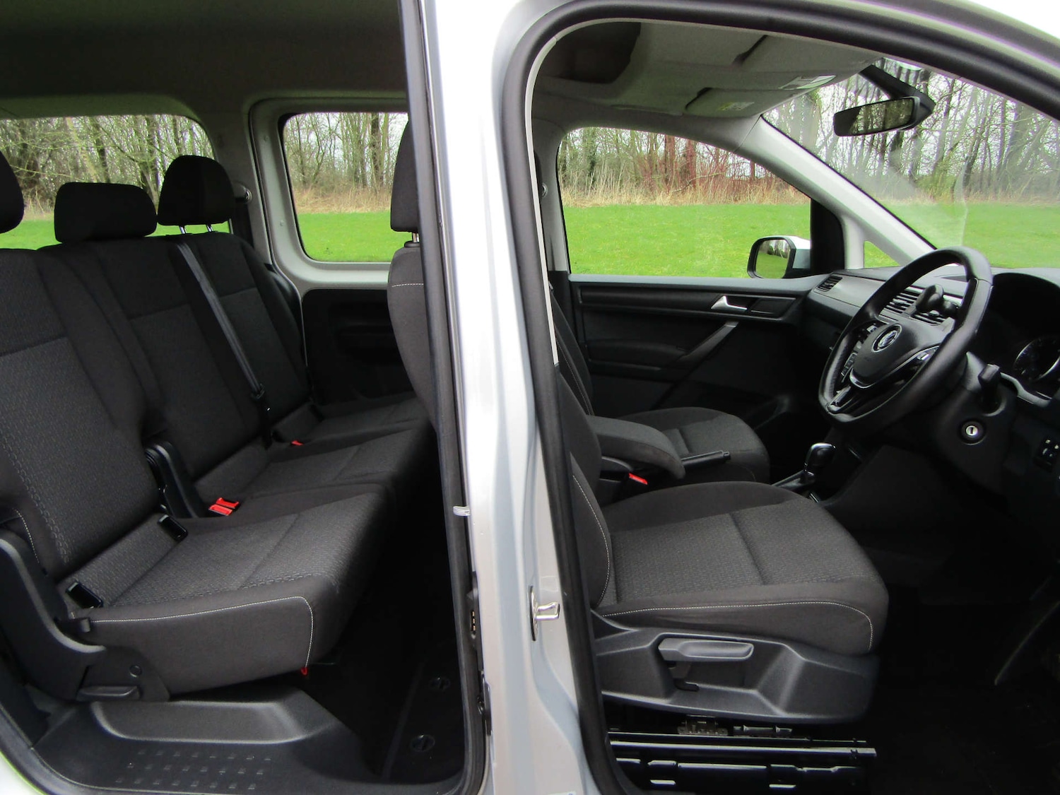 Used Volkswagen Caddy Maxi Life 2020 for sale - 77370971: Photo 8