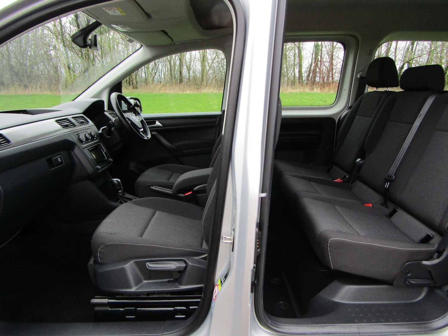 Used Volkswagen Caddy Maxi Life 2020 for sale - 77370971: Photo 9