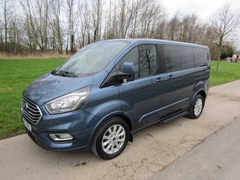 Used Ford Tourneo Custom 2019 for sale - 76968818: Photo