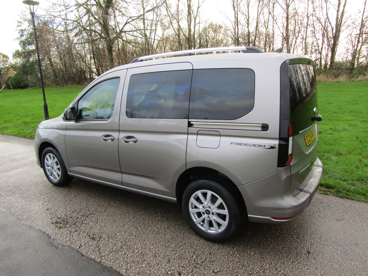 Used Ford Tourneo Connect 2024 for sale - 76352317: Photo 4