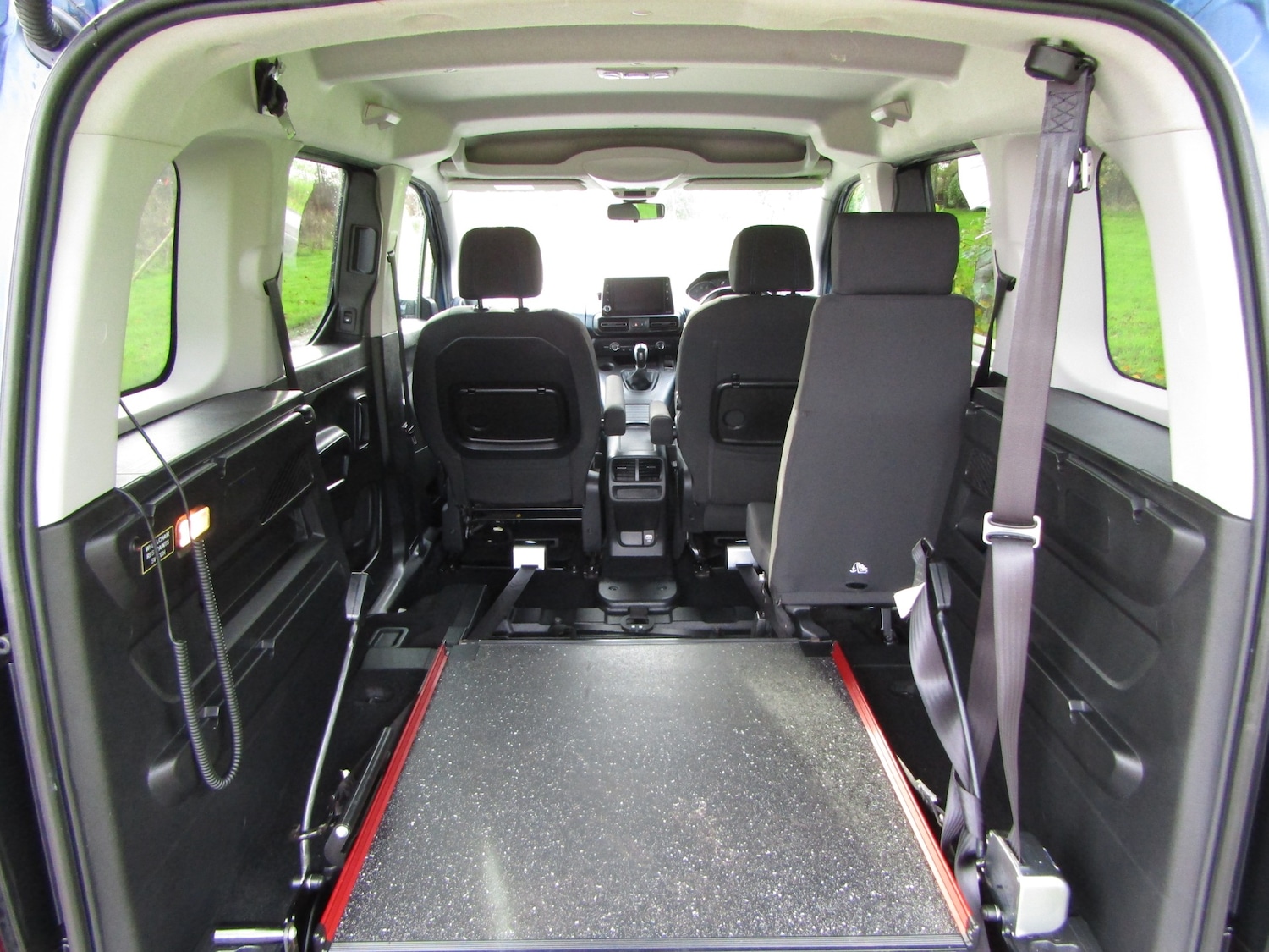 Used Peugeot Rifter 2020 for sale - 76352277: Photo 11