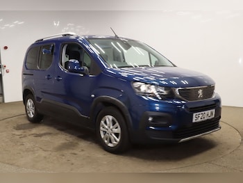 2020 (20) - 1.5 BlueHDi 100 Allure 5dr 3 Seats Allied Wheelchair Accessible Vehicle WAV