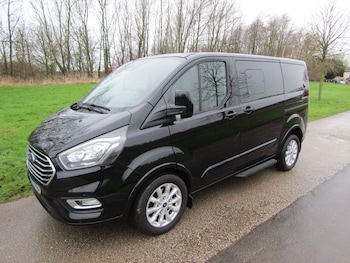 Used Ford Tourneo Custom 2019 for sale - 76968875: Photo