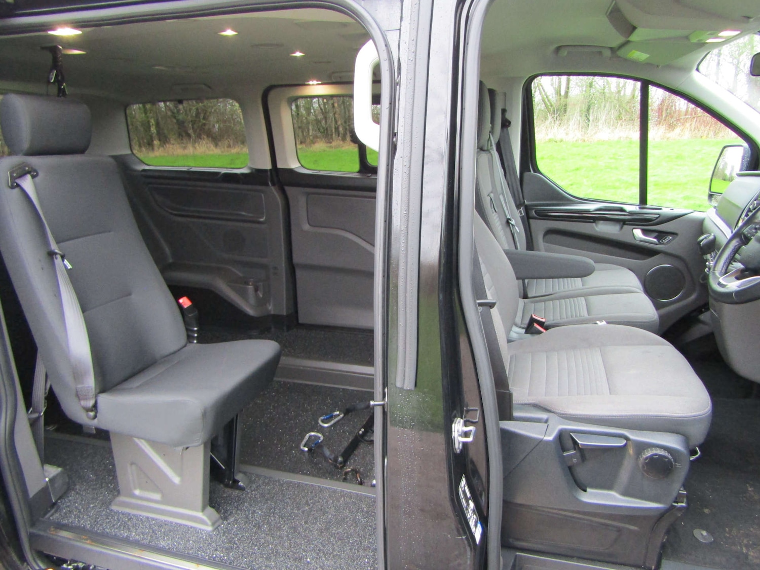 Used Ford Tourneo Custom 2019 for sale - 76968875: Photo 8