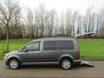 Volkswagen Caddy Maxi Life feature image