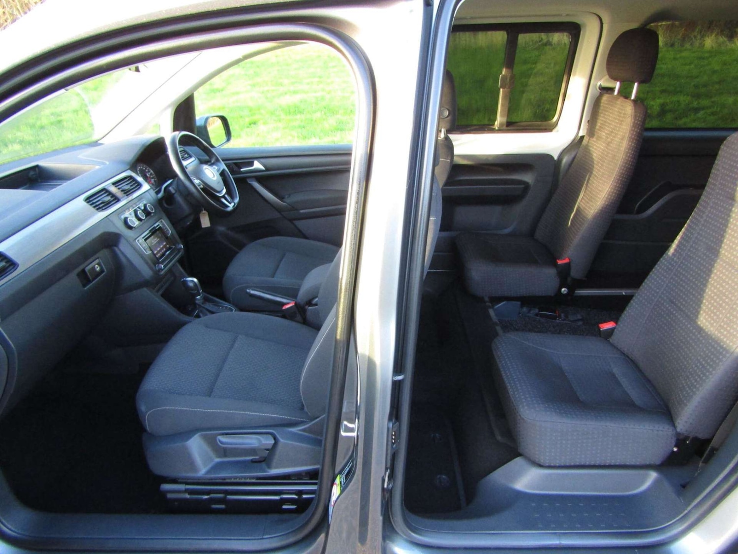 Used Volkswagen Caddy Maxi Life 2020 for sale - 76909069: Photo 7