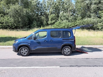 Used Peugeot Rifter 2024 for sale - 79179147: Photo