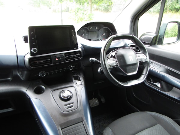 Used Peugeot Rifter 2020 for sale - 76142703: Photo 11