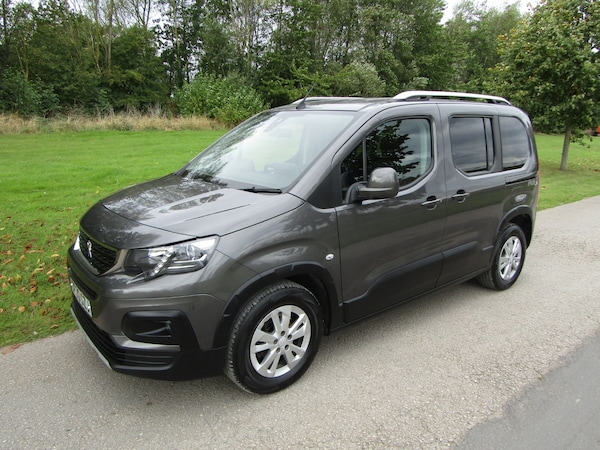Used Peugeot Rifter 2020 for sale - 76142703: Photo 4