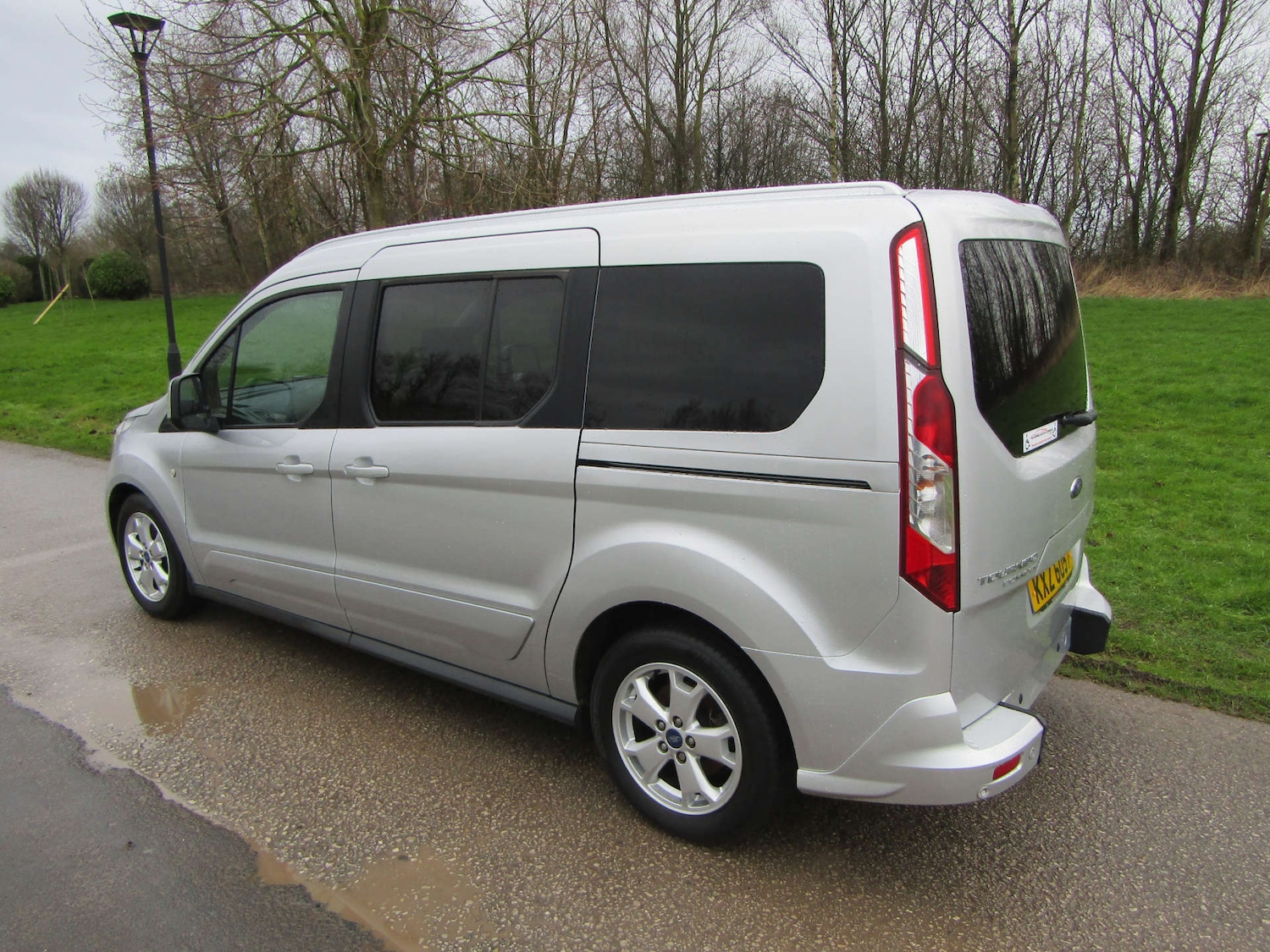 Used Ford Grand Tourneo Connect 2017 for sale - 76968860: Photo 5