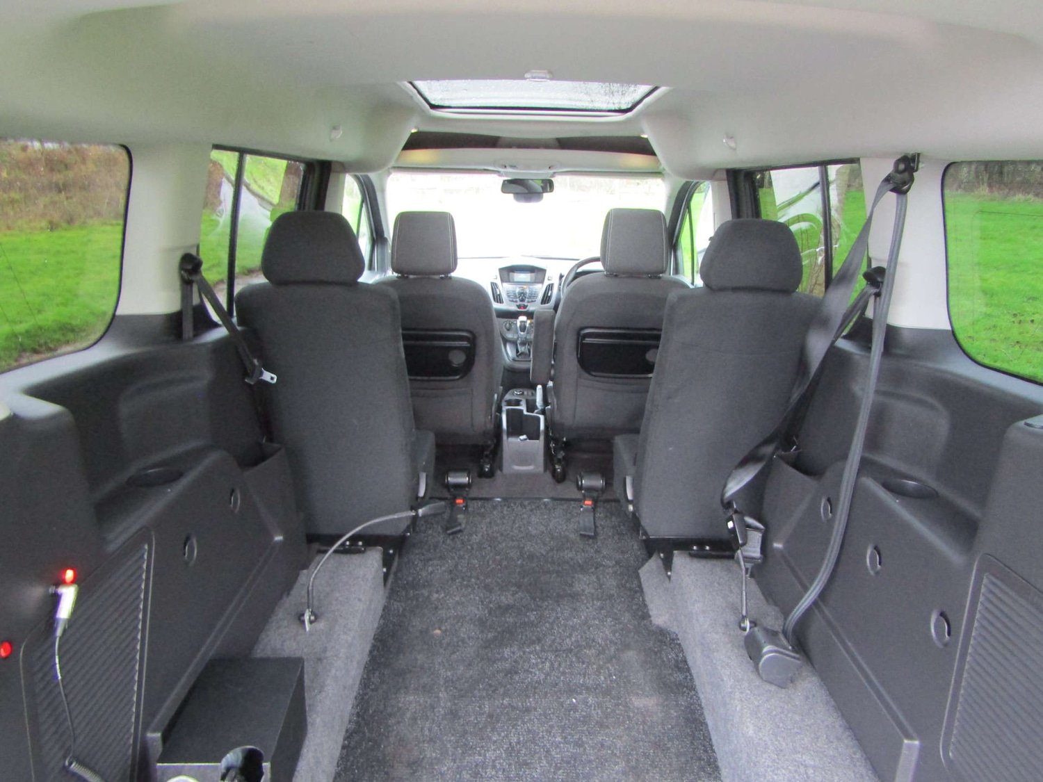 Used Ford Grand Tourneo Connect 2017 for sale - 76968860: Photo 7