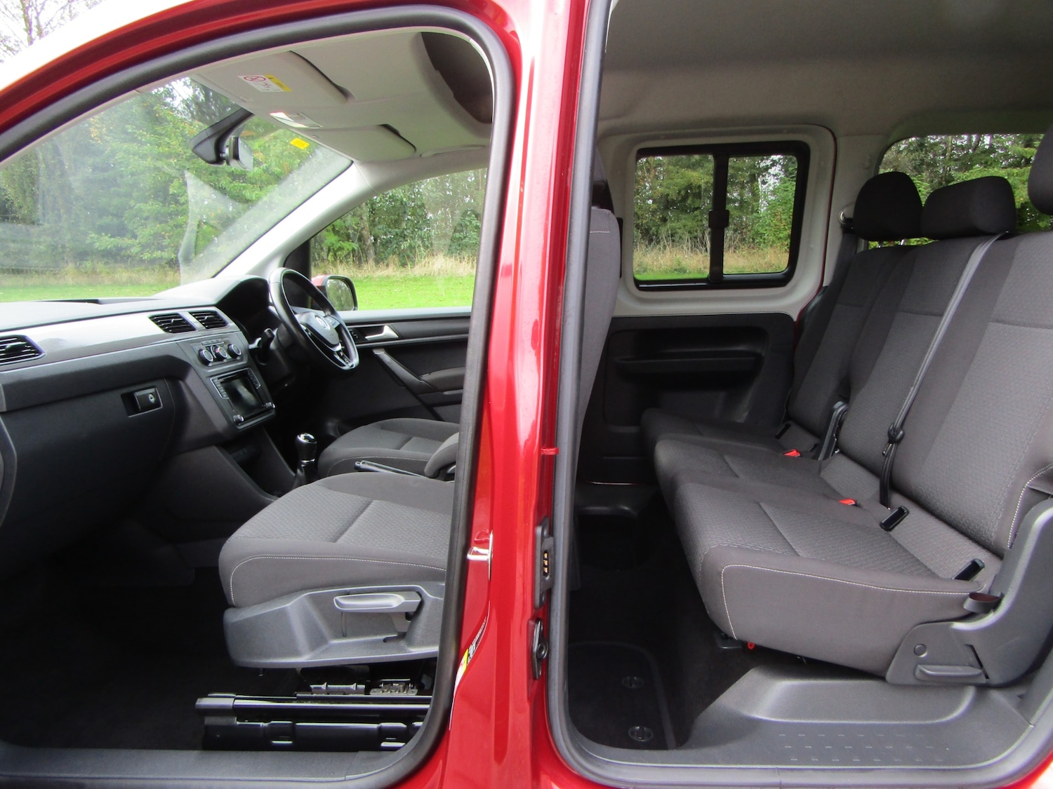 Used Volkswagen Caddy Maxi Life 2020 for sale - 76180889: Photo 7