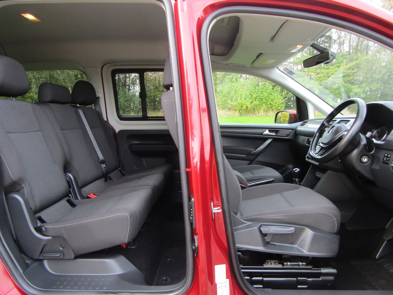 Used Volkswagen Caddy Maxi Life 2020 for sale - 76180889: Photo 8