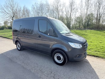 Used Mercedes-Benz Sprinter 2019 for sale - 79841107: Photo