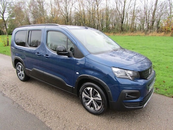 Used Peugeot Rifter 2024 for sale - 76909058: Photo