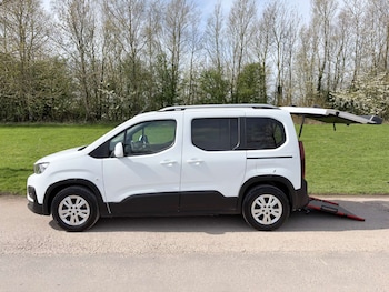 Peugeot Rifter feature image