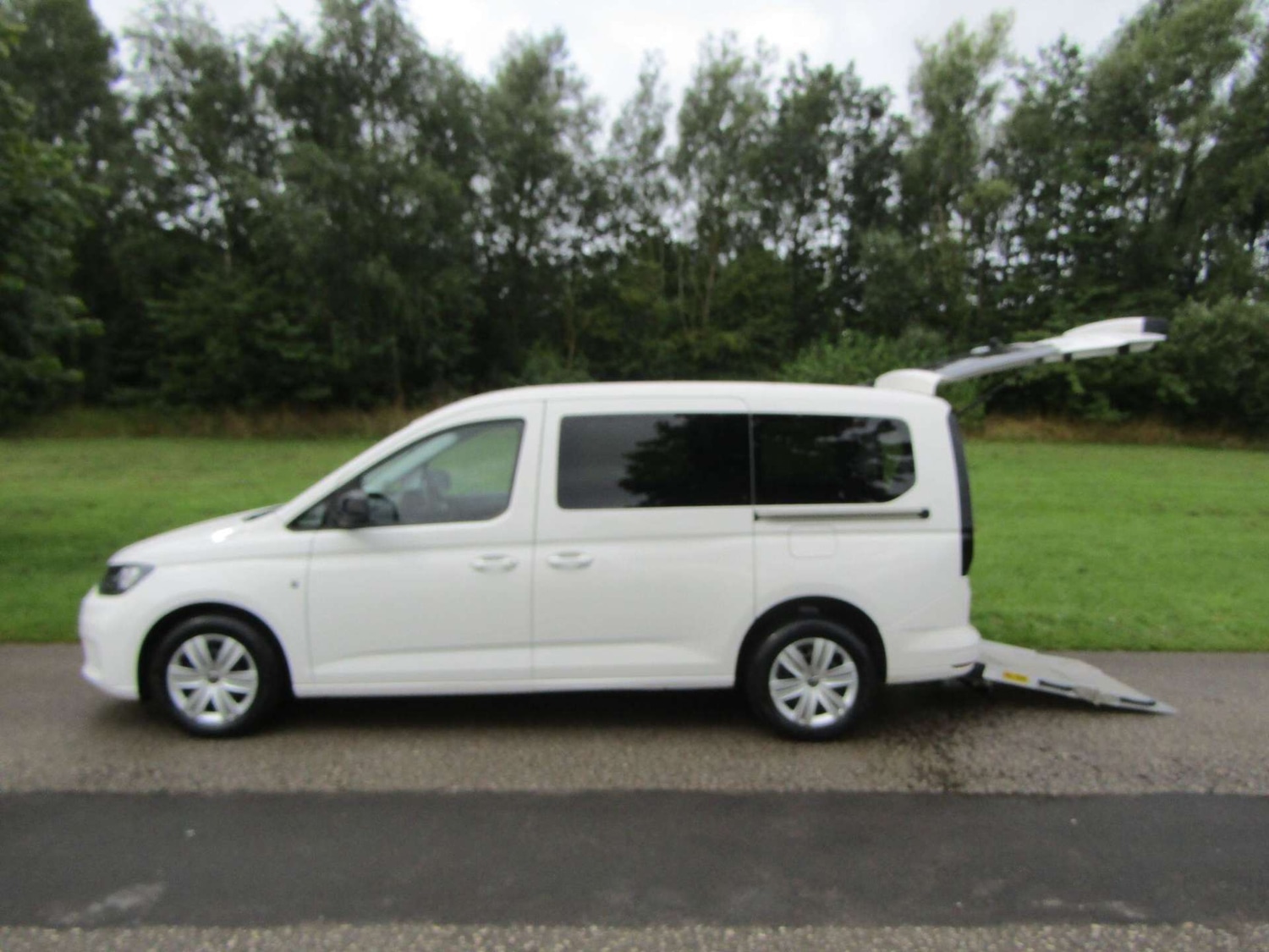 Used Volkswagen Caddy Maxi 2022 for sale - 76968849: Photo 1