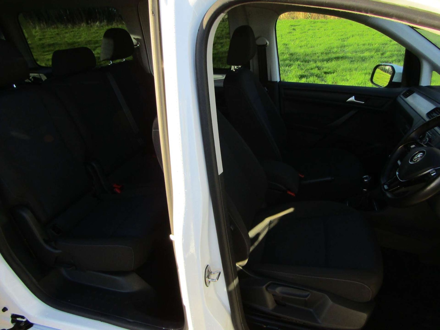 Used Volkswagen Caddy Maxi Life 2021 for sale - 76968869: Photo 9