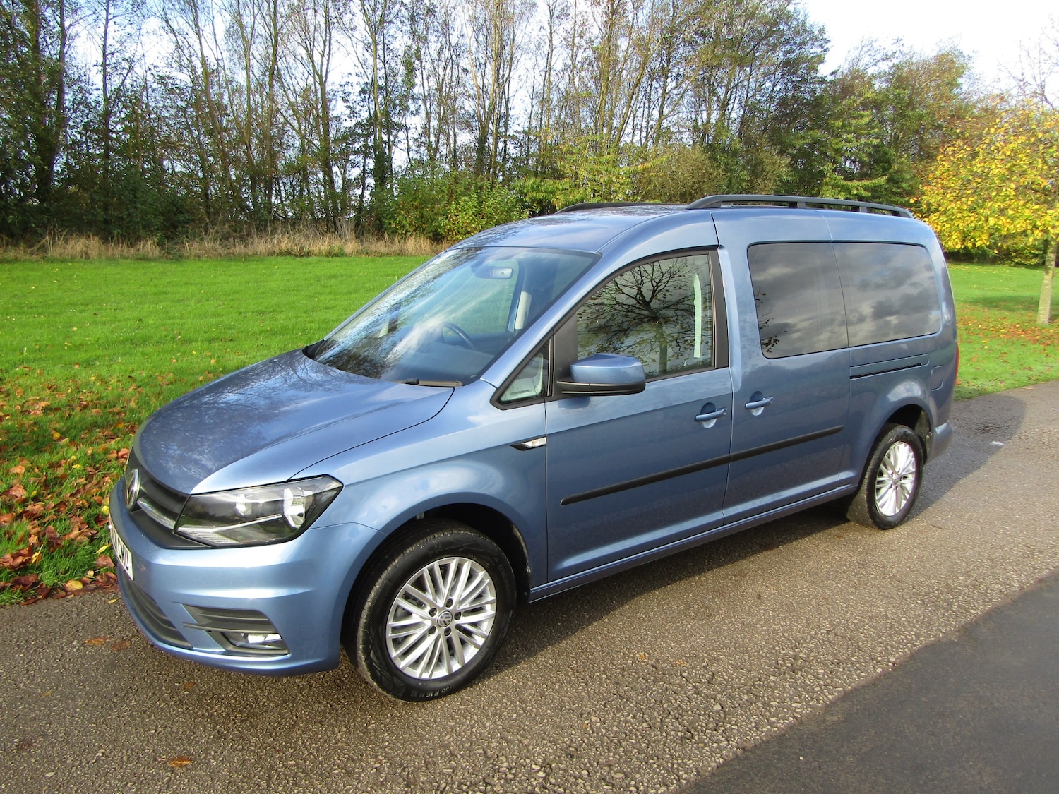 Used Volkswagen Caddy Maxi Life 2021 for sale - 76351830: Photo 4
