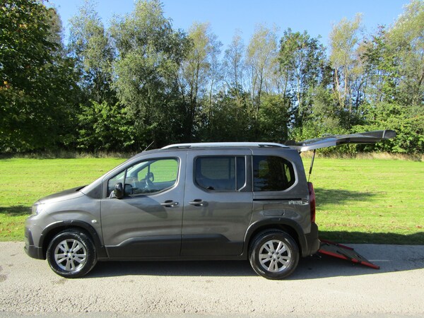 Used Peugeot Rifter 2022 for sale - 76027493: Photo 1