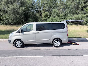 Used Ford Tourneo Custom 2018 for sale - 79841099: Photo