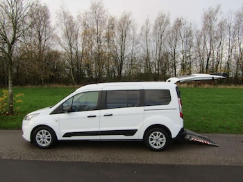 Ford Grand Tourneo Connect feature image